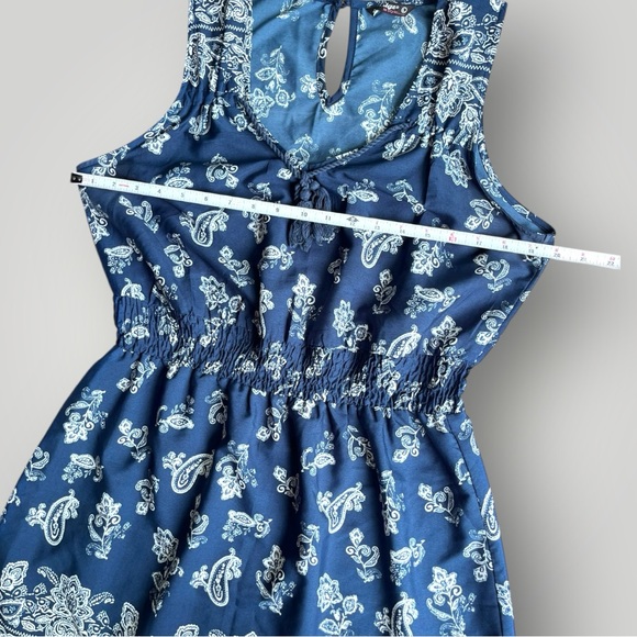 Indulge Blue Paisley Dress - Picture 14 of 16